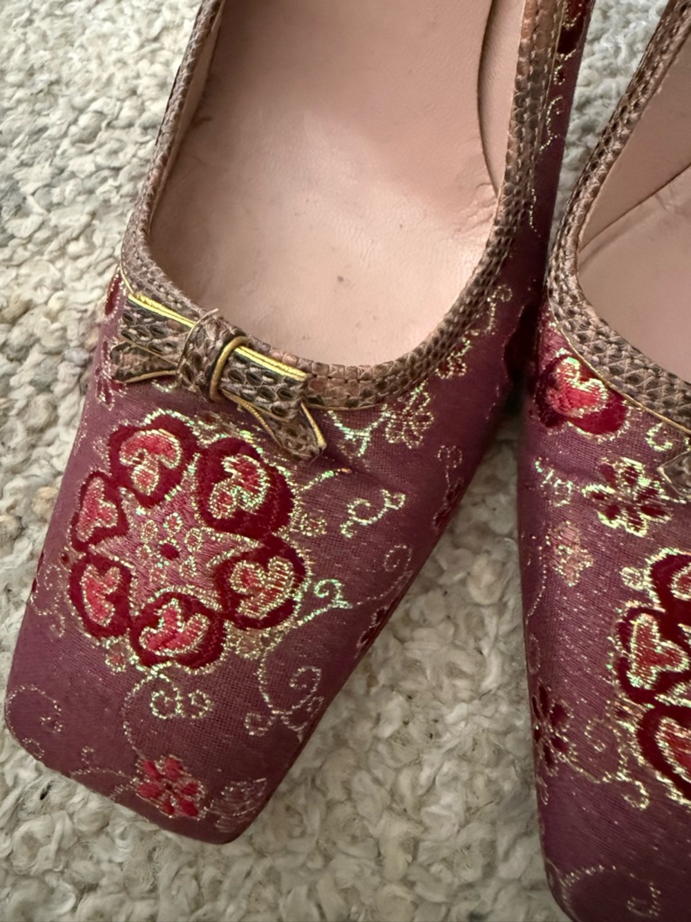 Vintage Prada Plum & Gold Brocade Pumps - Picture 3 of 9